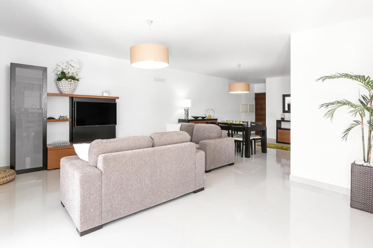 Apartment Caminho Da *